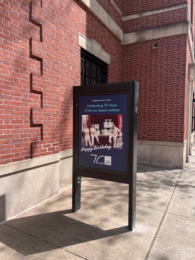 Sign